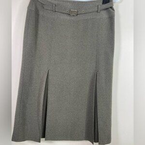 Classic Elegance: Pre-Loved Gerry Weber Skirt - Size 8,  Olive